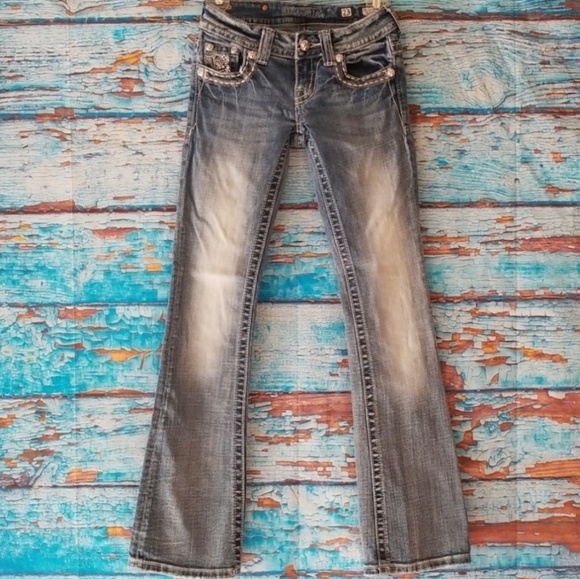 🦄Miss Me Boot Cut Jeans - Picture 2 of 6